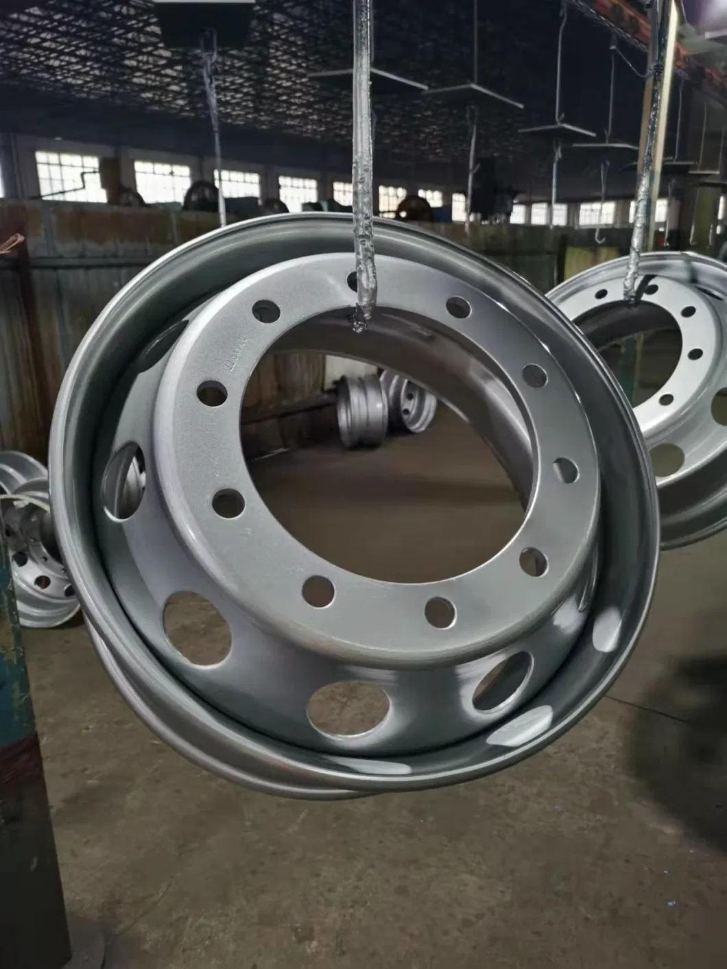 Truck Steel Wheel, Tubeless Steel Wheel 22.5*8.25, 22.5*9.00